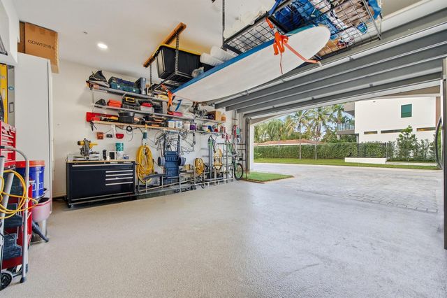 2601 NE 32nd Avenue, Fort Lauderdale, FL 33308