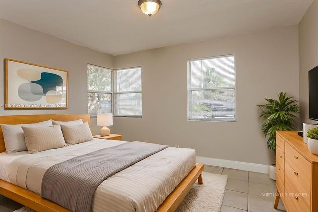 1425 NE 29th St, Pompano Beach, FL 33064