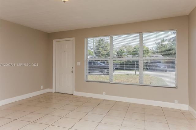 1425 NE 29th St, Pompano Beach, FL 33064