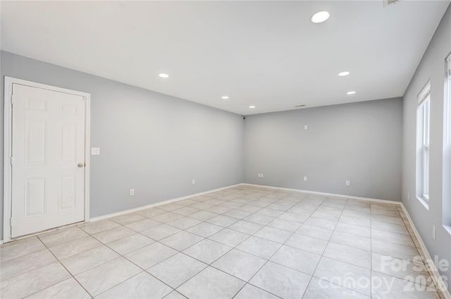 4024 Larkhaven Village Drive, Charlotte, NC 28215