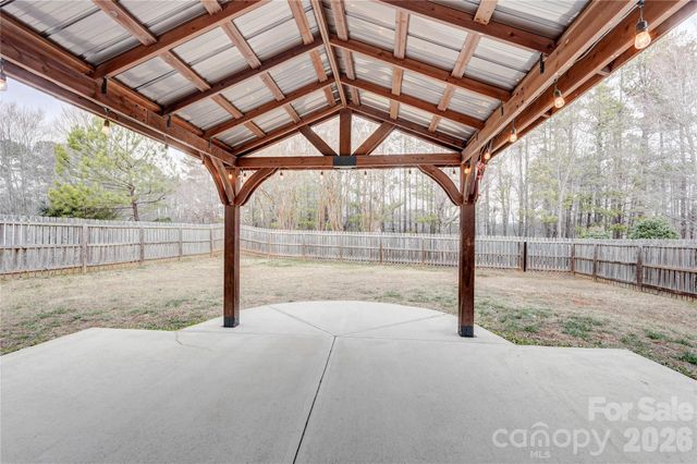 4024 Larkhaven Village Drive, Charlotte, NC 28215