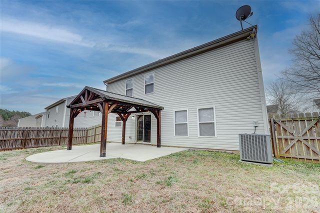 4024 Larkhaven Village Drive, Charlotte, NC 28215