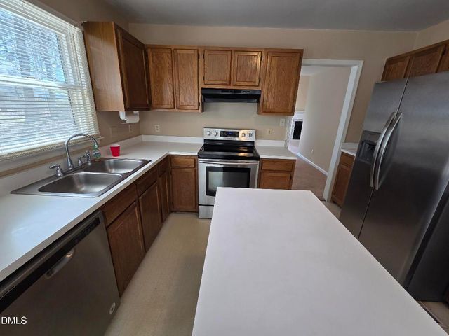 5709 Edgebury Road, Raleigh, NC 27613