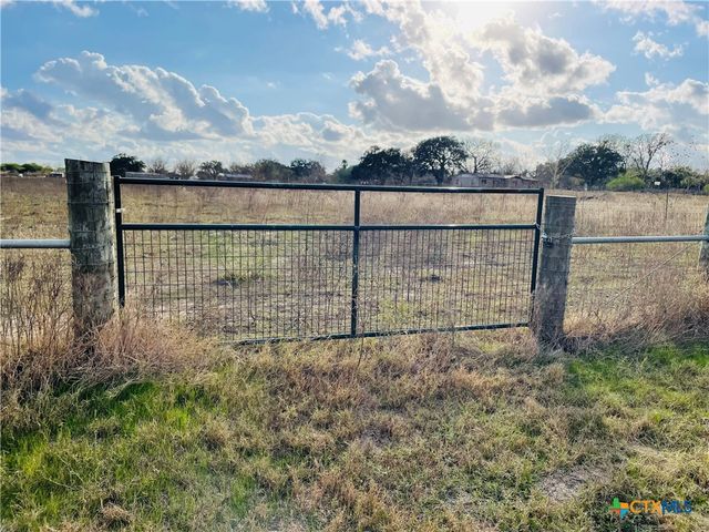 TBD Giles Road, Yoakum, TX 77995