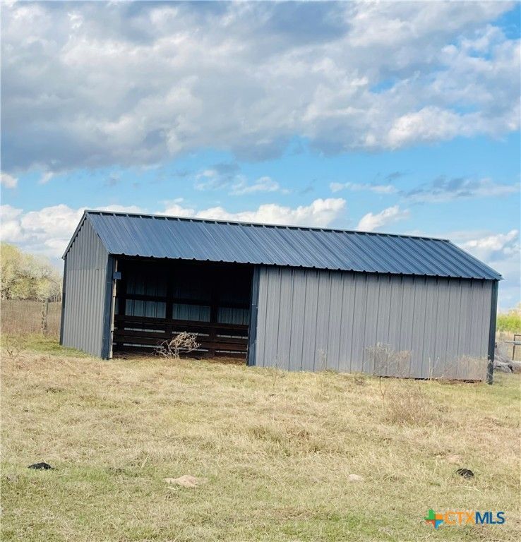 TBD Giles Road, Yoakum, TX 77995