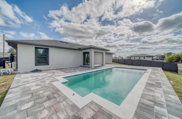 2038 NW 17th AVE, Cape Coral, FL 33993