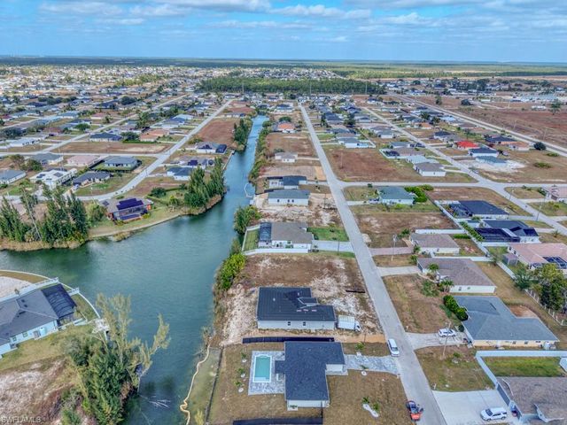 2038 NW 17th AVE, Cape Coral, FL 33993