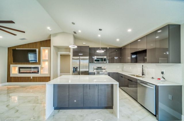 2038 NW 17th AVE, Cape Coral, FL 33993