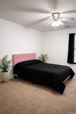 6 Ozark Drive, Maumelle, AR 72113