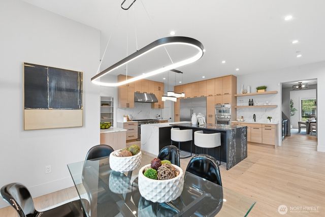 1028 163rd Avenue SE, Bellevue, WA 98008