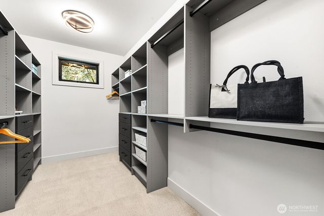 1028 163rd Avenue SE, Bellevue, WA 98008