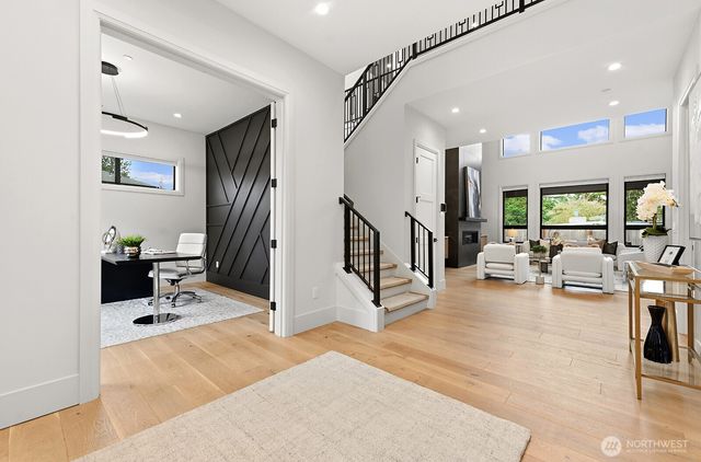 1028 163rd Avenue SE, Bellevue, WA 98008