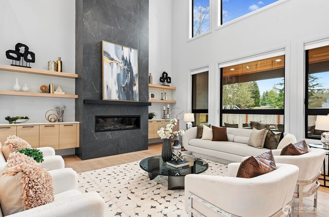 1028 163rd Avenue SE, Bellevue, WA 98008