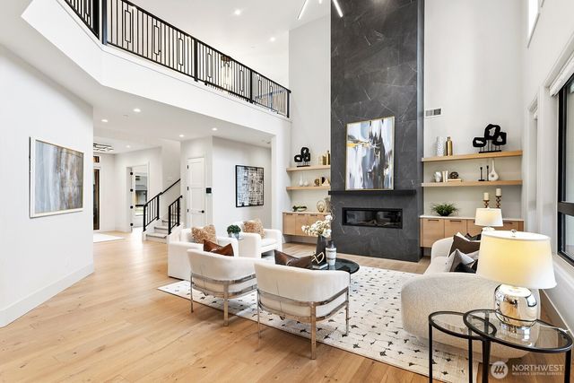 1028 163rd Avenue SE, Bellevue, WA 98008