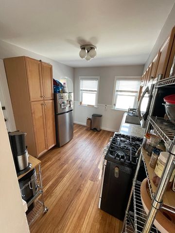 88 Bowen 1, Medford, MA 02155