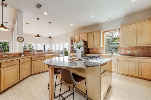 20701 Adobe TRL, Lago Vista, TX 78645