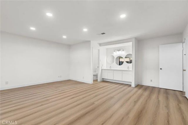 748 S Garfield Avenue, Monterey Park, CA 91754