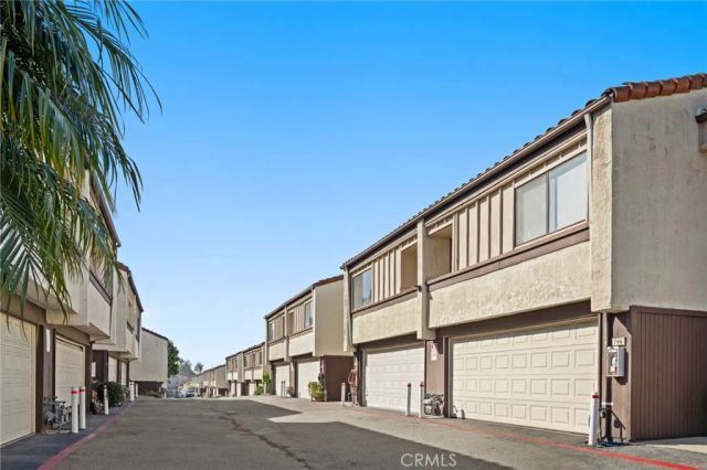 748 S Garfield Avenue, Monterey Park, CA 91754
