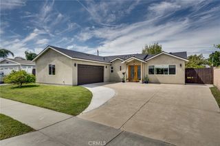 5441 Stardust, Huntington Beach, CA 92647