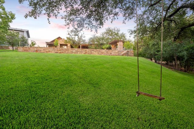 3504 Pack Saddle DR, Horseshoe Bay, TX 78657