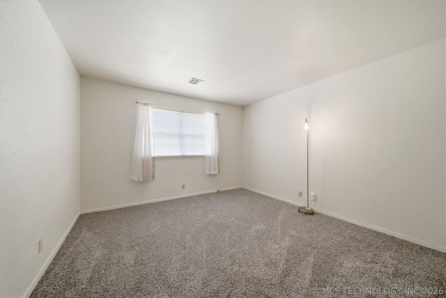 5728 E 62nd Street, Tulsa, OK 74136