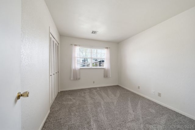 5728 E 62nd Street, Tulsa, OK 74136