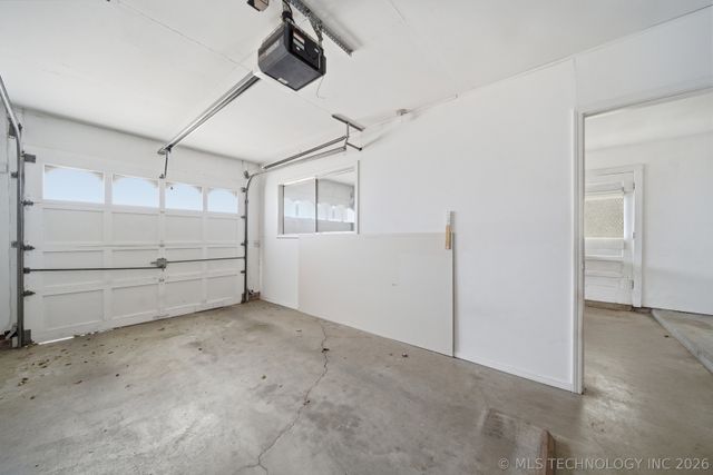 5728 E 62nd Street, Tulsa, OK 74136