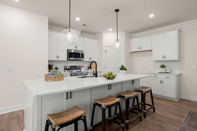 5706 Barbary Coast Road, Hollywood, SC 29449