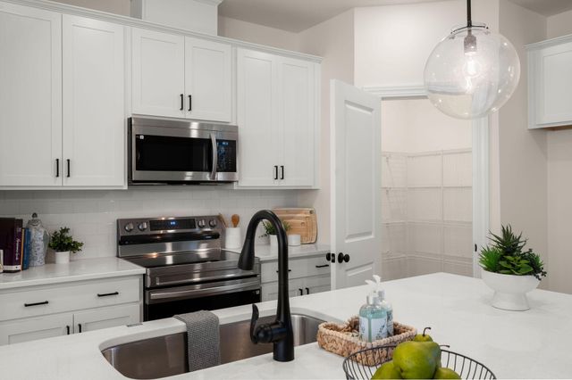 5706 Barbary Coast Road, Hollywood, SC 29449