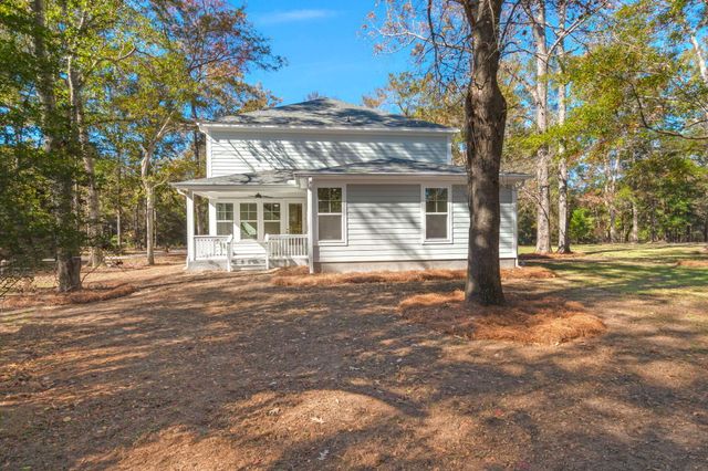 5706 Barbary Coast Road, Hollywood, SC 29449