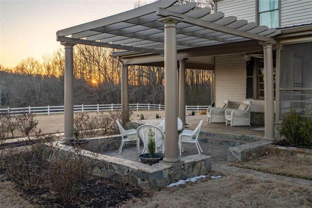 7527 Highway 326, Commerce, GA 30530