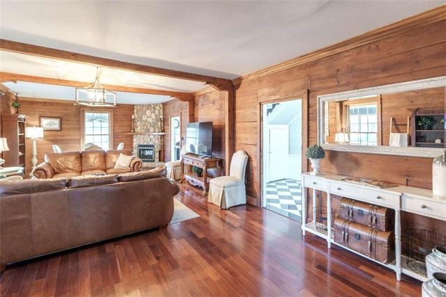 7527 Highway 326, Commerce, GA 30530