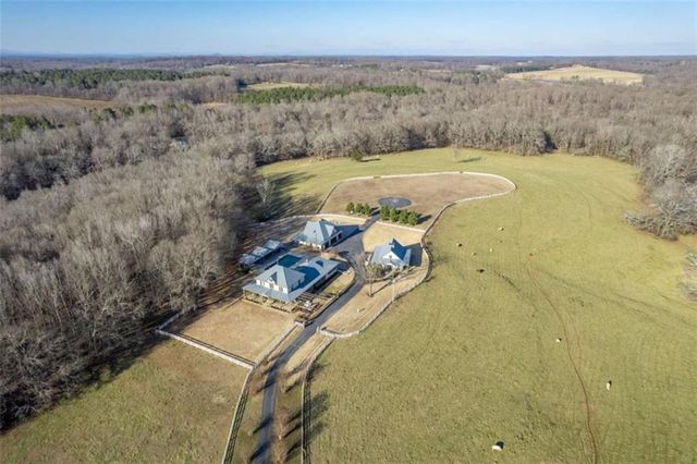 7527 Highway 326, Commerce, GA 30530