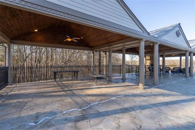 7527 Highway 326, Commerce, GA 30530