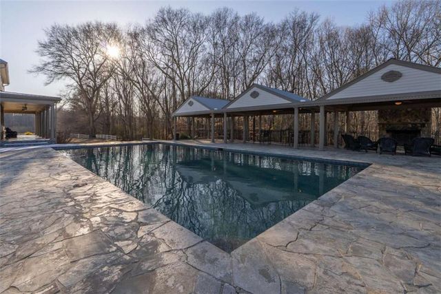 7527 Highway 326, Commerce, GA 30530