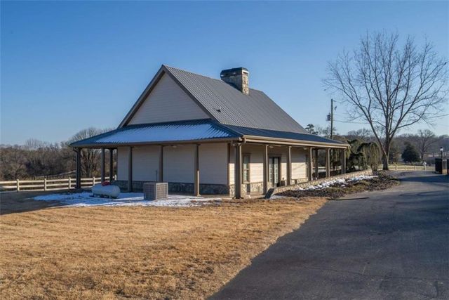 7527 Highway 326, Commerce, GA 30530