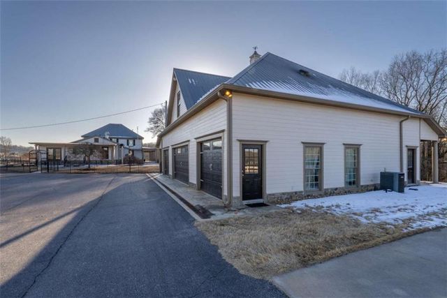 7527 Highway 326, Commerce, GA 30530