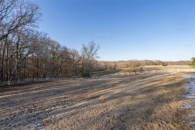 7527 Highway 326, Commerce, GA 30530