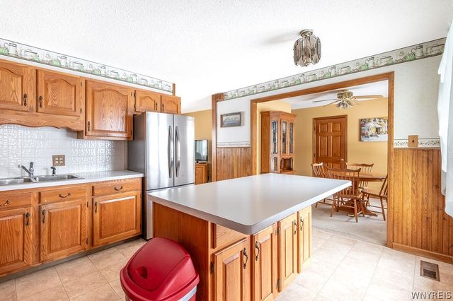 1715 Eddy Drive, North Tonawanda, NY 14120