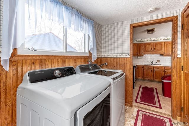 1715 Eddy Drive, North Tonawanda, NY 14120