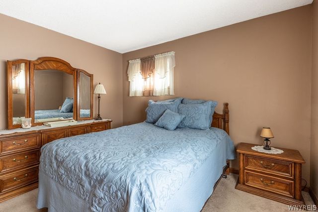 1715 Eddy Drive, North Tonawanda, NY 14120