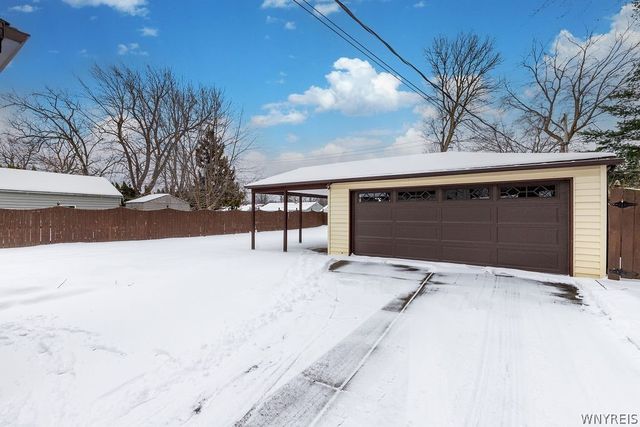 1715 Eddy Drive, North Tonawanda, NY 14120