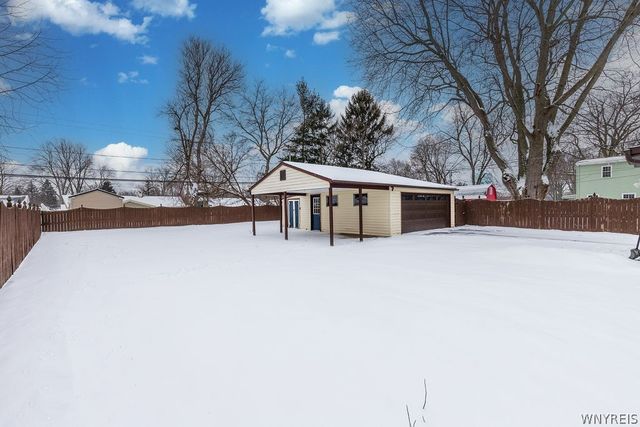 1715 Eddy Drive, North Tonawanda, NY 14120