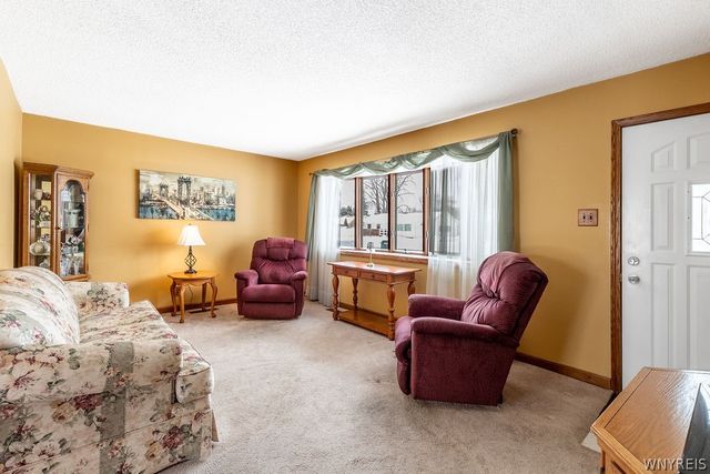 1715 Eddy Drive, North Tonawanda, NY 14120