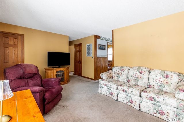 1715 Eddy Drive, North Tonawanda, NY 14120