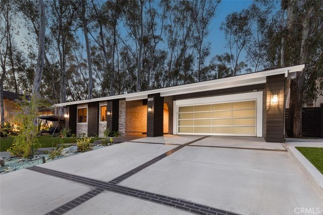 24881 Rollingwood, Lake Forest, CA 92630