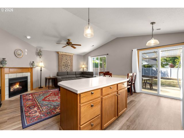 17308 Se 18TH St, Vancouver, WA 98683