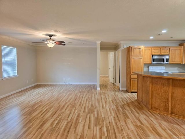 1103 Magnolia Ave, Mena, AR 71953