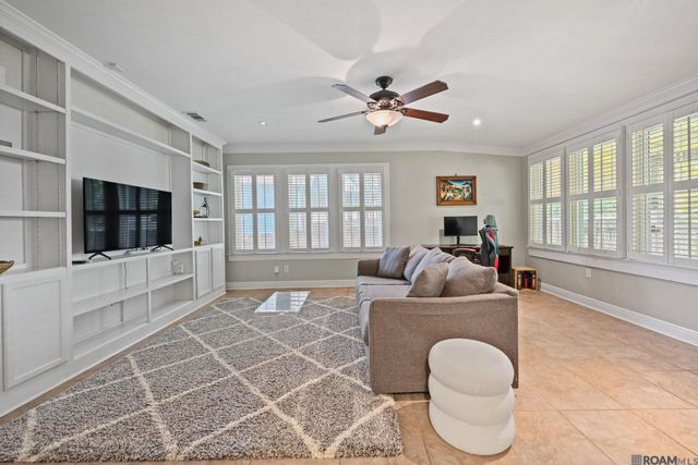 558 Ingleside Dr, Baton Rouge, LA 70806