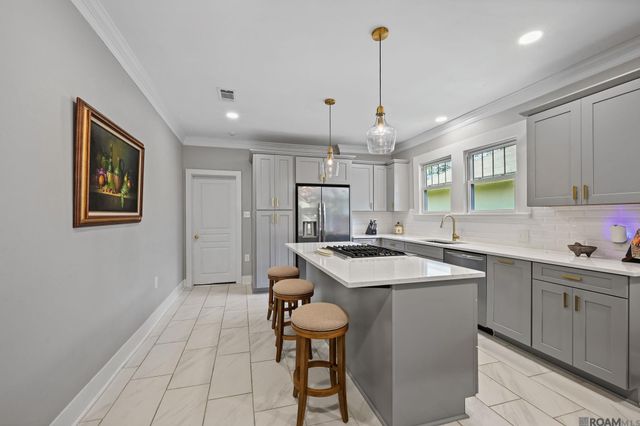 558 Ingleside Dr, Baton Rouge, LA 70806